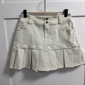 Hollister Cream Mini Skirt with Pleats